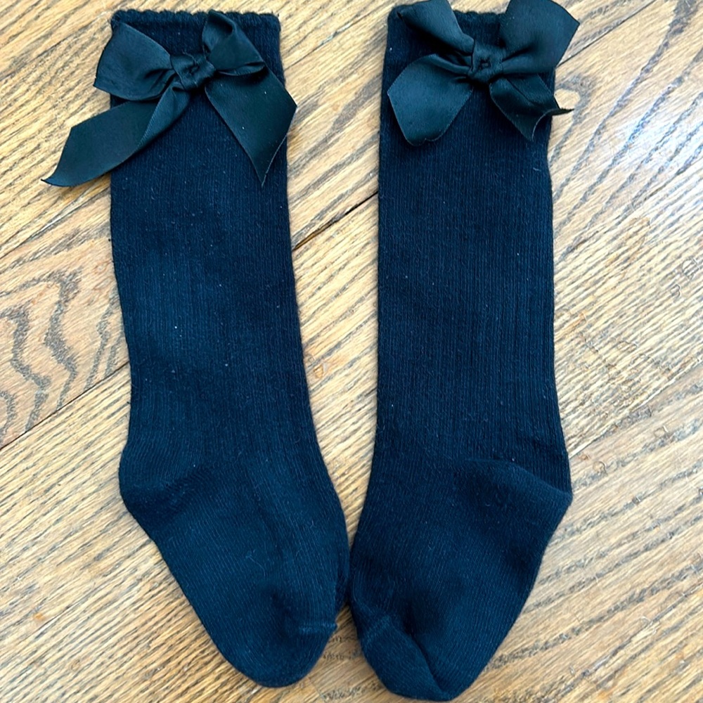 Girls knee high socks bows